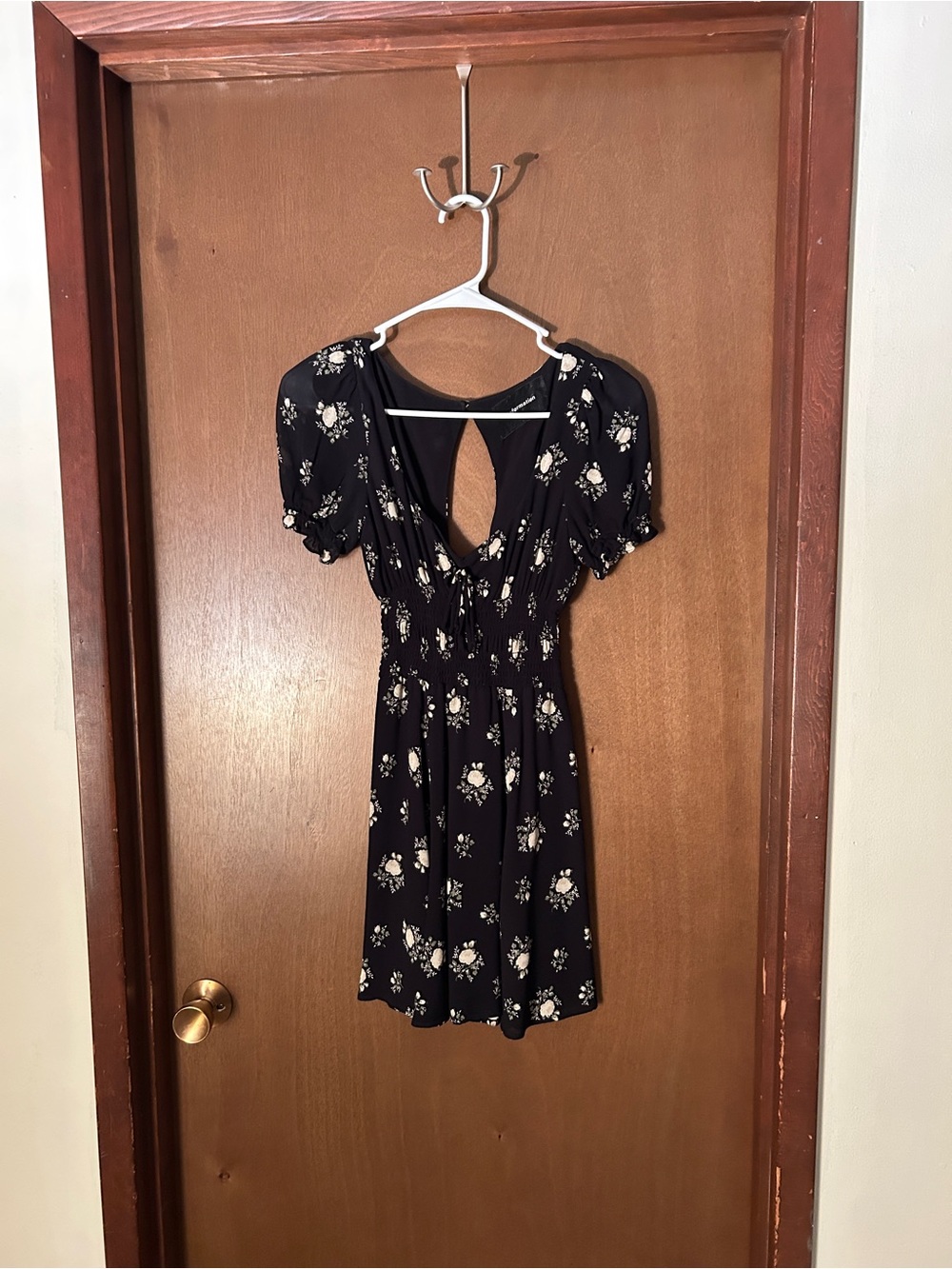 Reformation Black Floral Short Dress with Keyhole Back Size 0